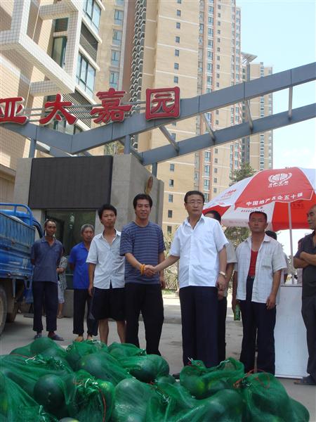 宝运莱股份公司“迎酷暑送清凉”慰问各工程项目一线建设者