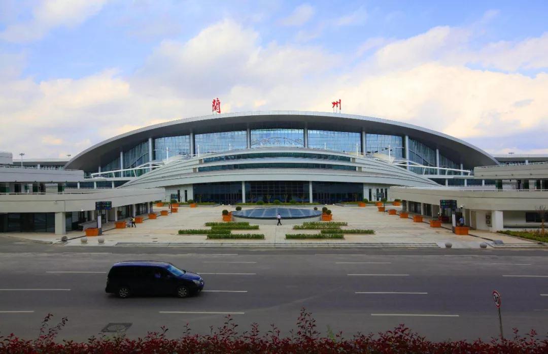 “兰州中川机场三期扩建项目获批” 给您带来无限商机“宝运莱•世贸广场”“宝运莱•清湖湾”是您的置业首。