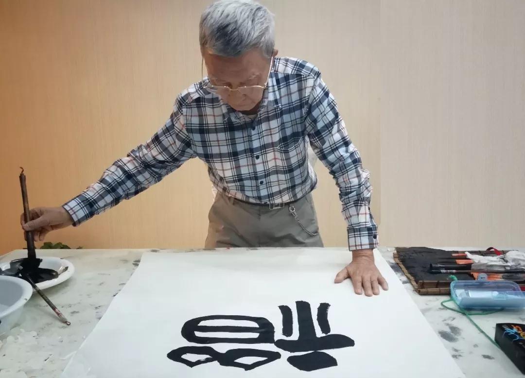 书画大家挥毫泼墨, 传统文化走进宝运莱