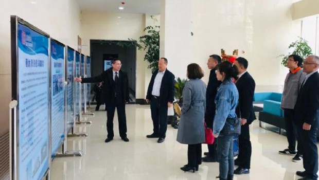 兰州市停车场建设联审联批现场调研会在兰州宝运莱澳泊智能设备有限公司举行