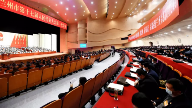 两会精神振奋人心 宝运莱实业砥砺前行